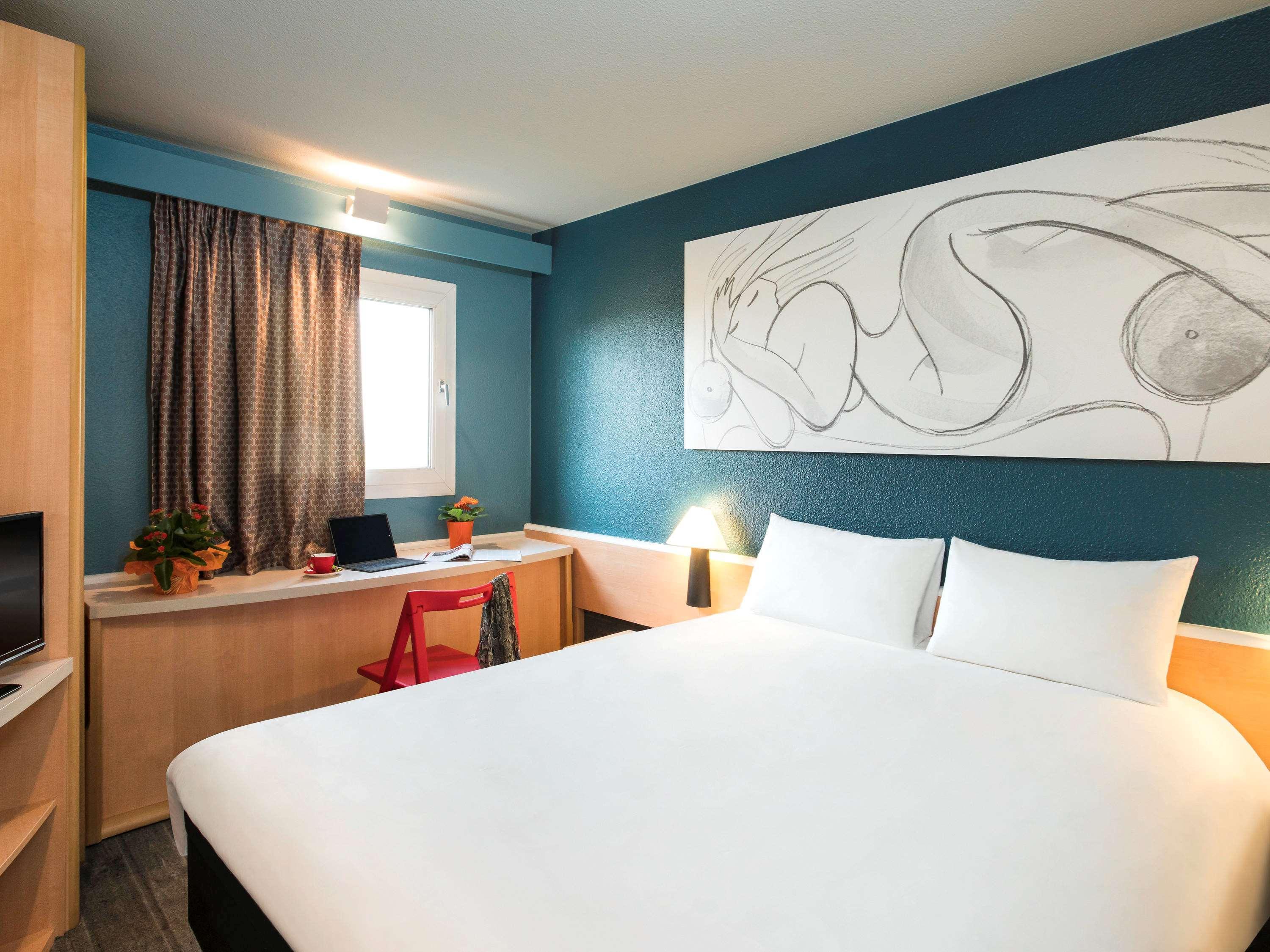 ไอบิส วีลแป็งต์ ปาร์ค เอ็กซ์โป Hotel วิลล์แป็ง ภายนอก รูปภาพ
